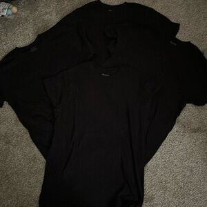 Lot of 4 men’s gildan plain black tshirts